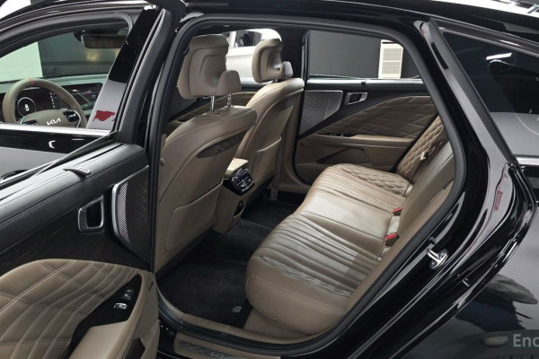 2023 Kia K8 с пробегом 15 933 км