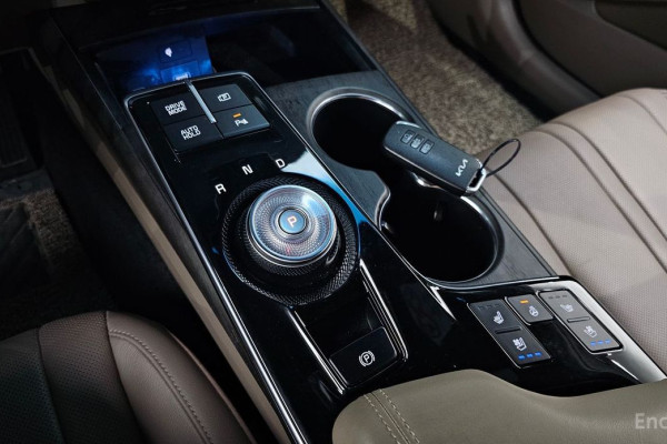 2023 Kia K8 с пробегом 49 424 км