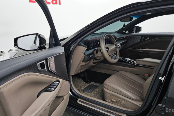 2023 Kia K8 с пробегом 49 424 км