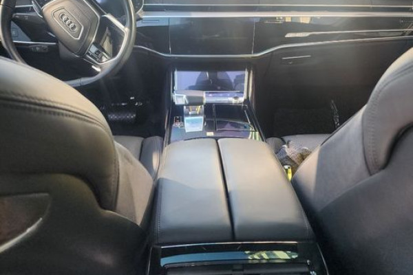 2023 Audi A8 с пробегом 36 500 км