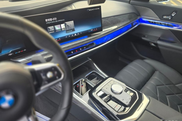 2024 BMW 7 серии с пробегом 23 000 км