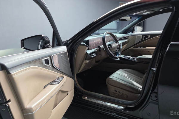 2023 Kia K8 с пробегом 37 619 км