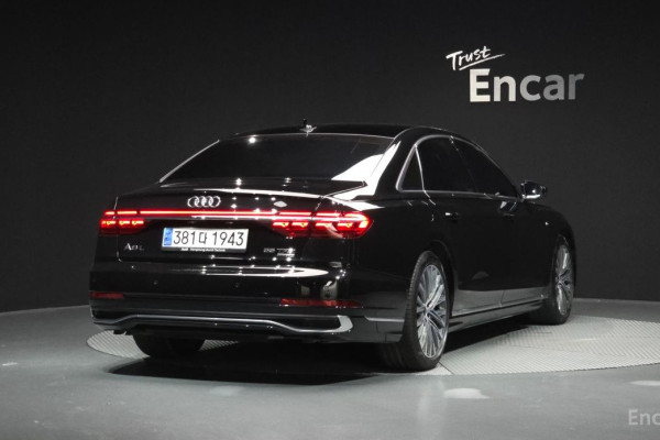 2023 Audi A8 с пробегом 19 436 км