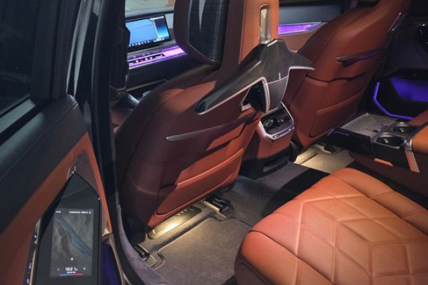 2025 BMW 7 серии с пробегом 6 500 км