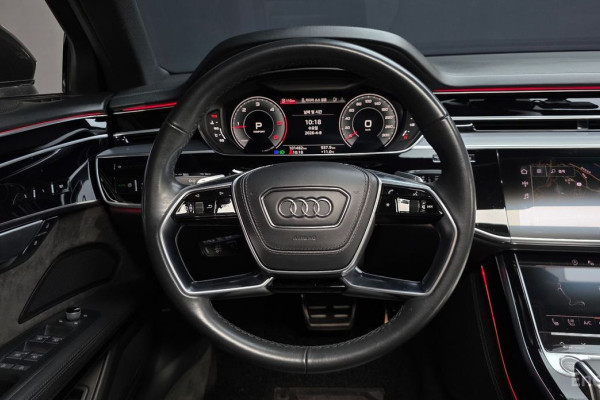 2021 Audi A8 с пробегом 101 482 км