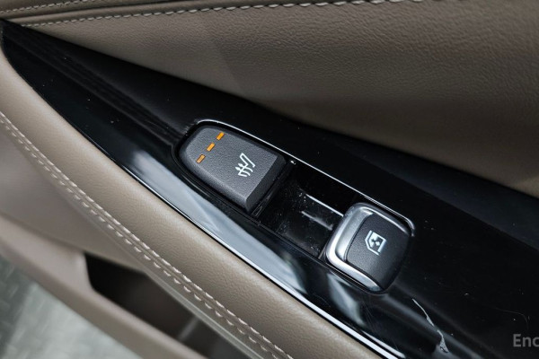 2023 Kia K8 с пробегом 49 424 км