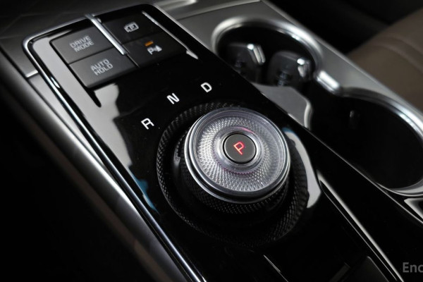 2023 Kia K8 с пробегом 84 480 км