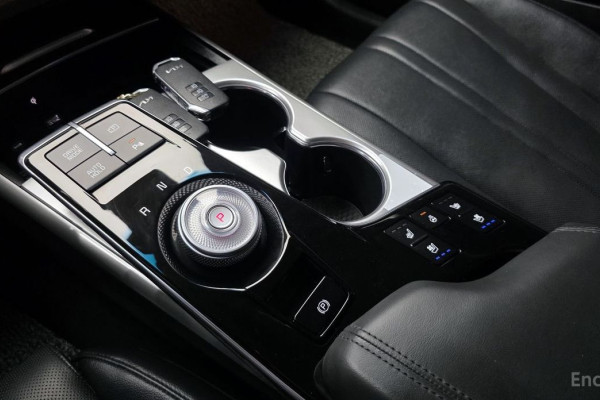 2023 Kia K8 с пробегом 48 326 км