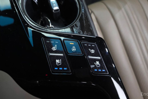 2023 Kia K8 с пробегом 15 933 км