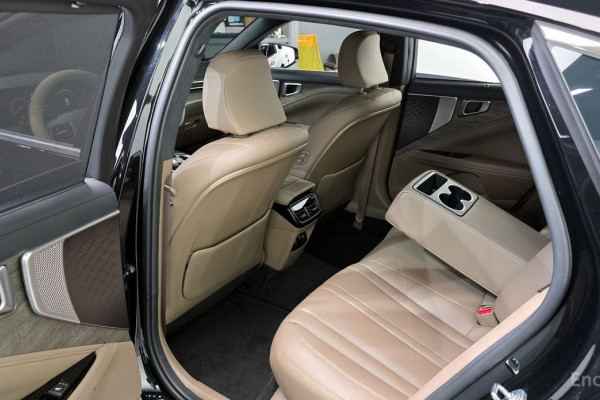 2023 Kia K8 с пробегом 84 480 км