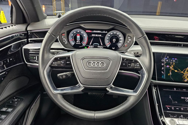 2021 Audi A8 с пробегом 95 167 км