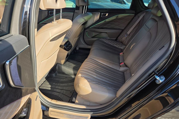 2023 Kia K8 с пробегом 29 900 км