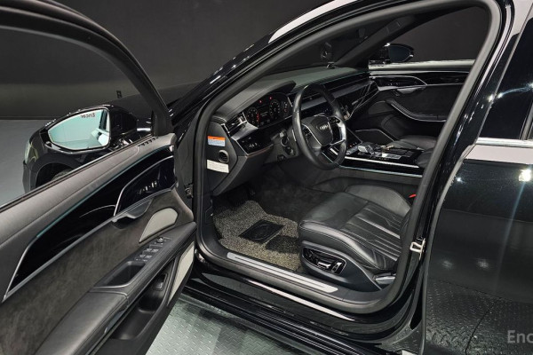 2021 Audi A8 с пробегом 61 355 км