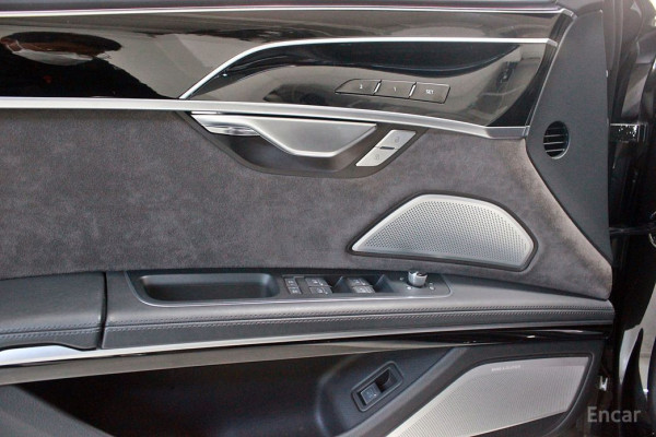 2021 Audi A8 с пробегом 87 260 км