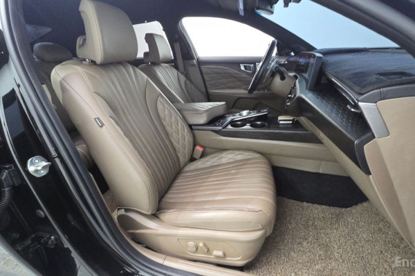 2023 Kia K8 с пробегом 49 175 км