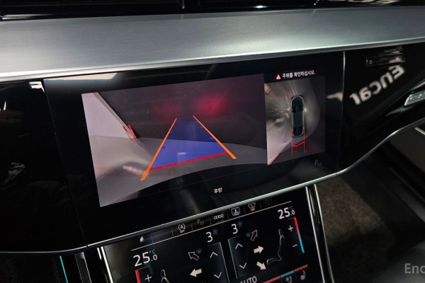 2021 Audi A8 с пробегом 61 355 км