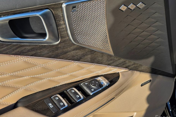 2023 Kia K8 с пробегом 29 900 км