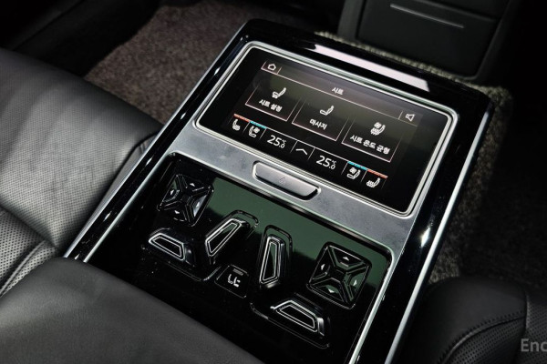 2021 Audi A8 с пробегом 61 355 км