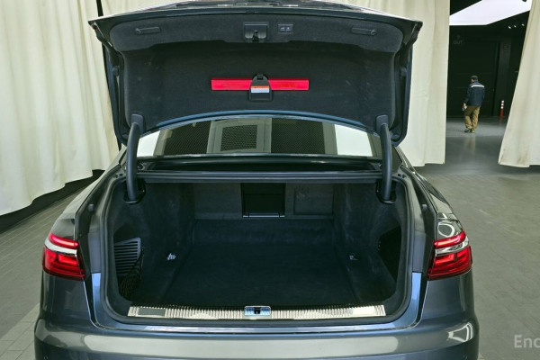 2021 Audi A8 с пробегом 109 615 км