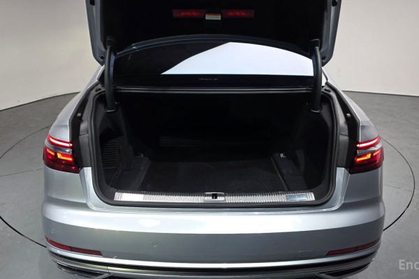 2021 Audi A8 с пробегом 48 488 км