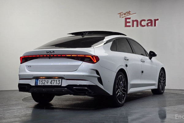 2022 Kia K5 с пробегом 43 513 км