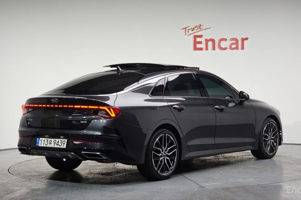 2021 Kia K5 с пробегом 40 475 км