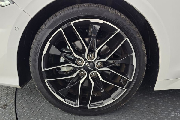 2022 Kia K5 с пробегом 43 513 км