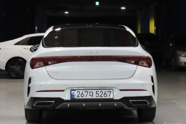 2022 Kia K5 с пробегом 42 563 км