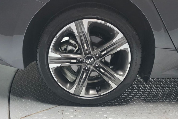 2021 Kia K5 с пробегом 45 474 км