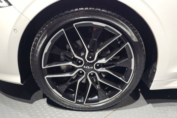 2022 Kia K5 с пробегом 49 485 км