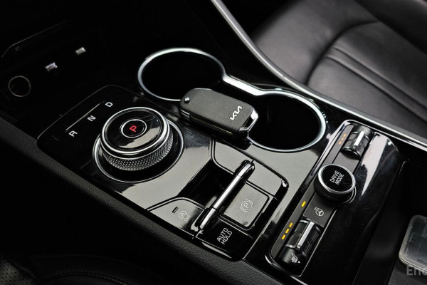 2022 Kia K5 с пробегом 49 378 км