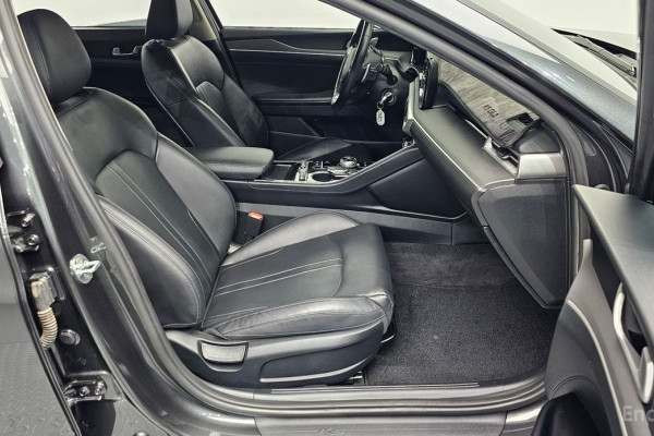 2022 Kia K5 с пробегом 49 378 км