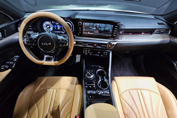 2022 Kia K5 с пробегом 49 485 км