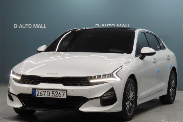 2022 Kia K5 с пробегом 42 563 км