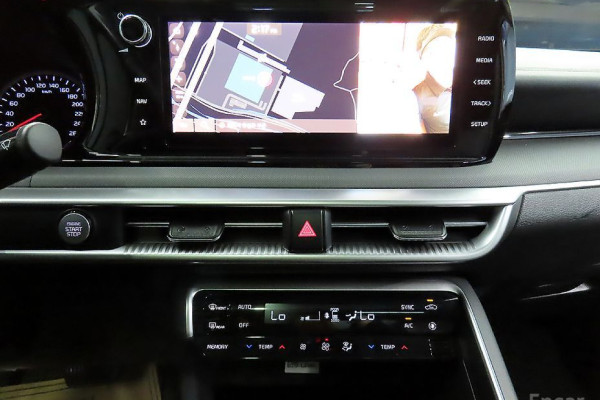 2022 Kia K5 с пробегом 42 563 км