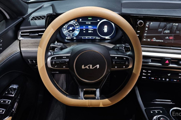 2022 Kia K5 с пробегом 49 485 км