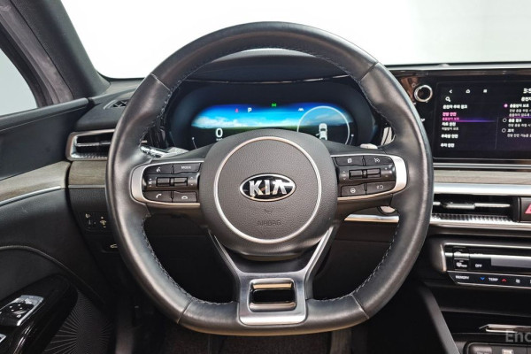 2021 Kia K5 с пробегом 40 475 км