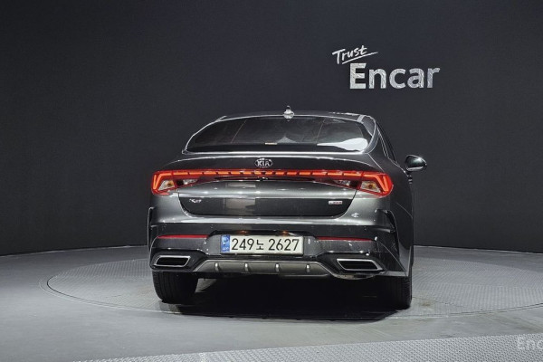 2021 Kia K5 с пробегом 37 962 км