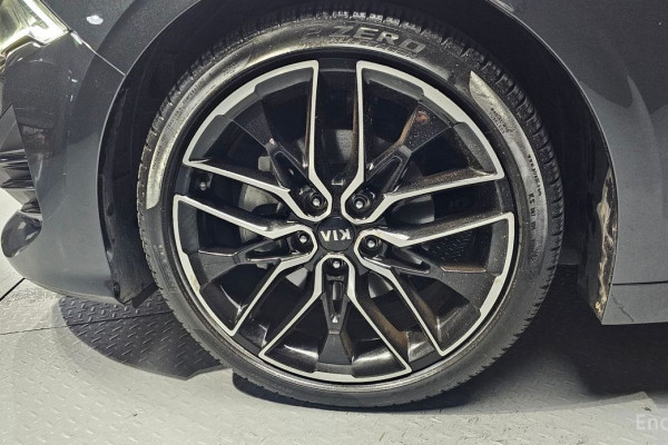 2021 Kia K5 с пробегом 37 962 км