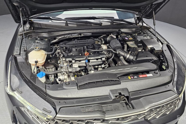 2021 Kia K5 с пробегом 37 962 км