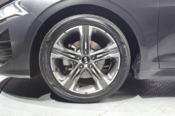 2021 Kia K5 с пробегом 43 873 км