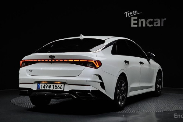 2021 Kia K5 с пробегом 42 245 км