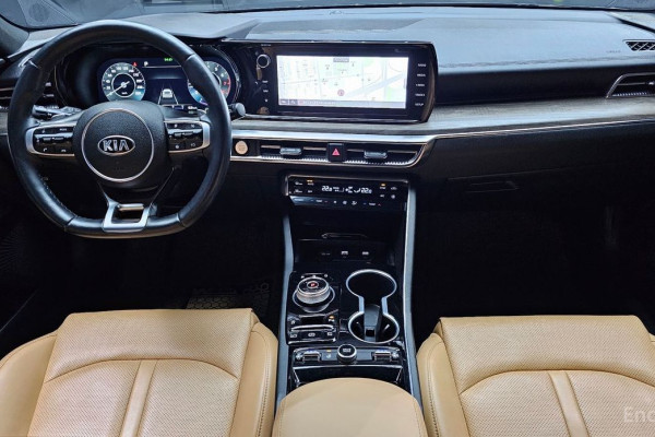 2021 Kia K5 с пробегом 37 962 км