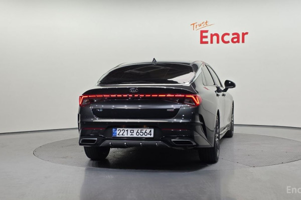 2021 Kia K5 с пробегом 55 583 км