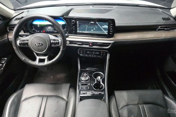 2021 Kia K5 с пробегом 42 245 км