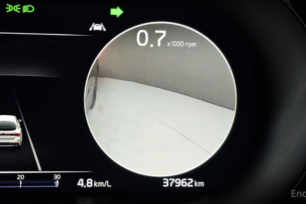 2021 Kia K5 с пробегом 37 962 км