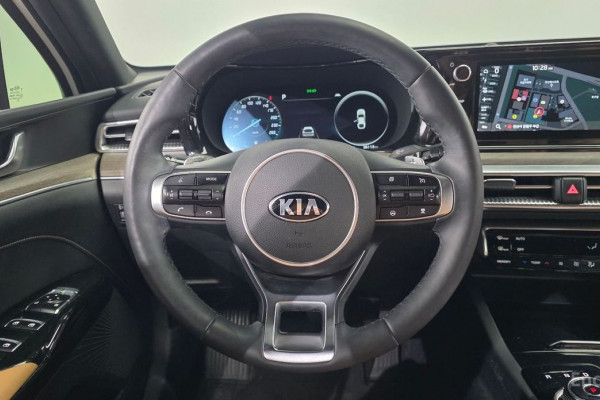 2021 Kia K5 с пробегом 36 113 км