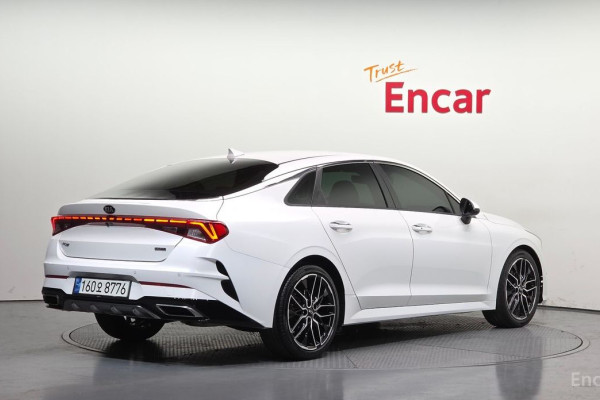 2021 Kia K5 с пробегом 42 259 км