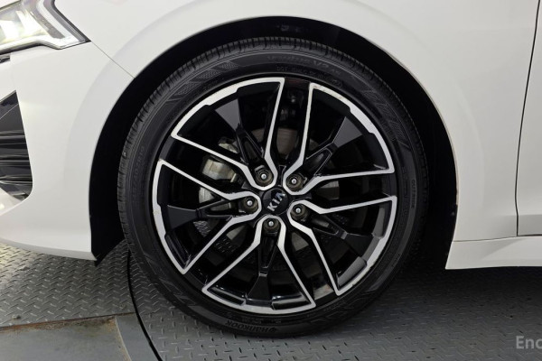 2021 Kia K5 с пробегом 42 259 км