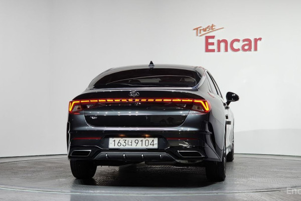 2021 Kia K5 с пробегом 39 600 км